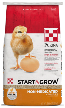 Image of Purina® Start & Grow® poultry feed bags front view