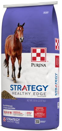 Image of Strategy® Healthy Edge® horse feed bag right facing