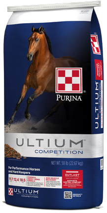Image of front of Ultium® Competition horse feed bag right view 